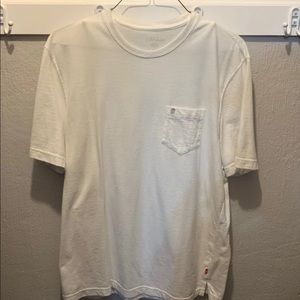 Izod Men's White Pocket T Shirt